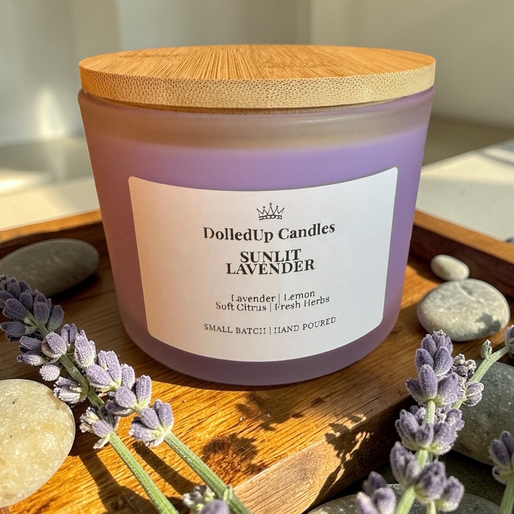 Lavender Lemon Candle 16oz | Fresh Floral Citrus | Hand Poured Soy Candle - Picture 1 of 2